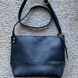Handmade Leather Bag by Directive
